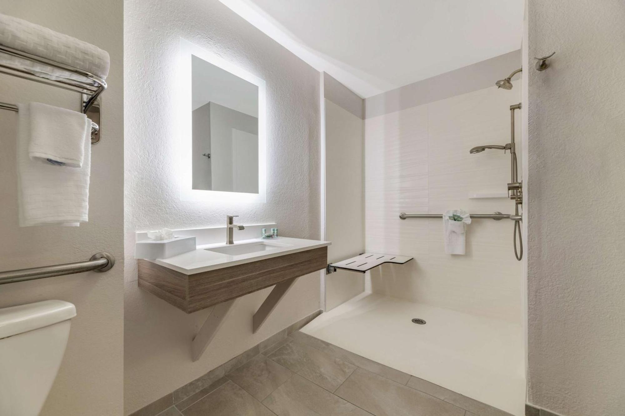 Best Western Auburndale Inn & Suites Bagian luar foto