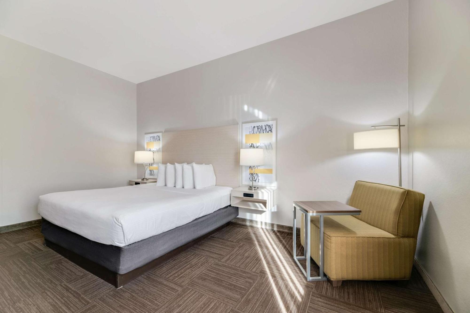 Best Western Auburndale Inn & Suites Bagian luar foto