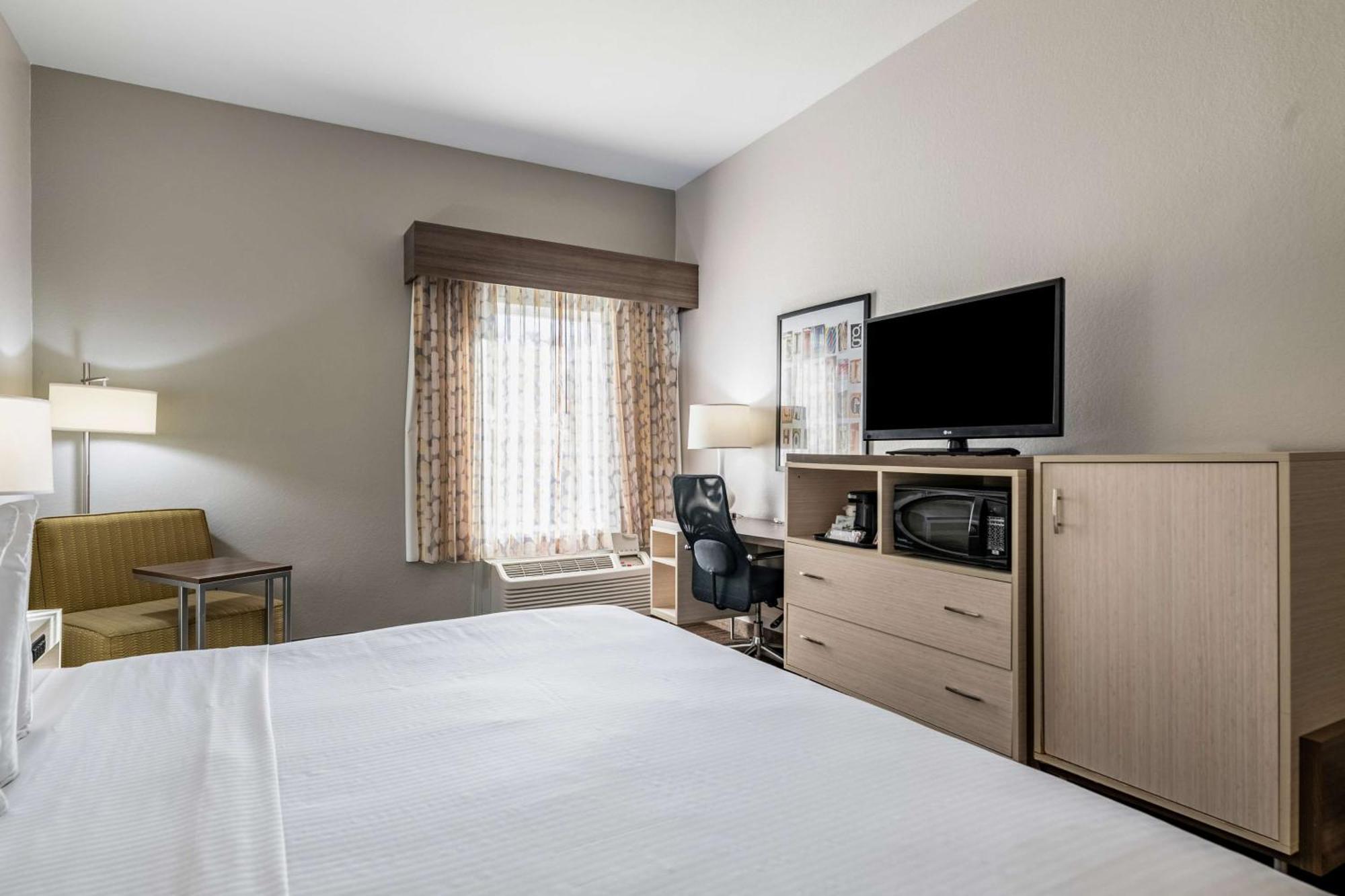 Best Western Auburndale Inn & Suites Bagian luar foto