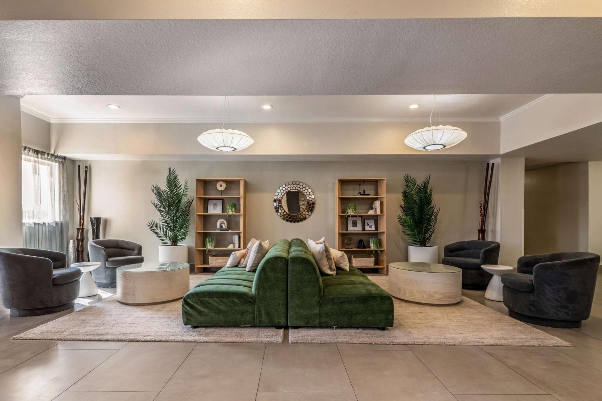Best Western Auburndale Inn & Suites Bagian luar foto