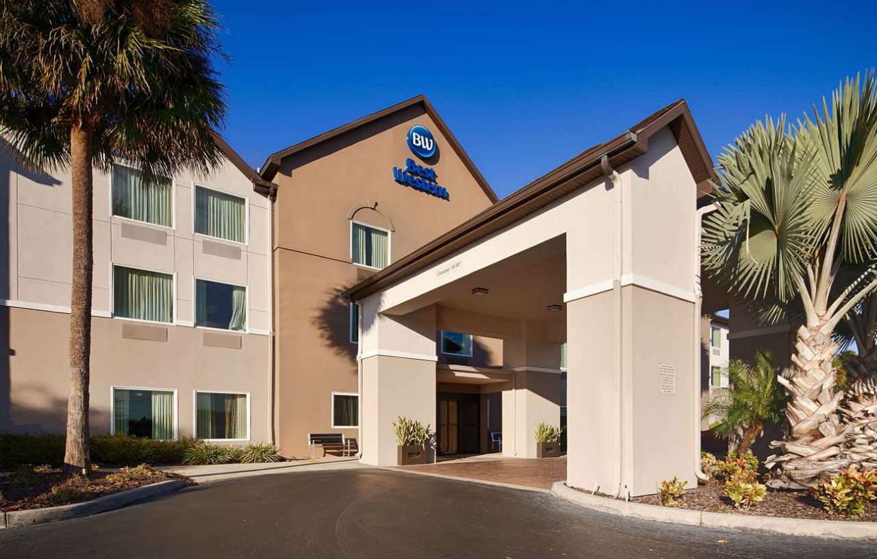Best Western Auburndale Inn & Suites Bagian luar foto